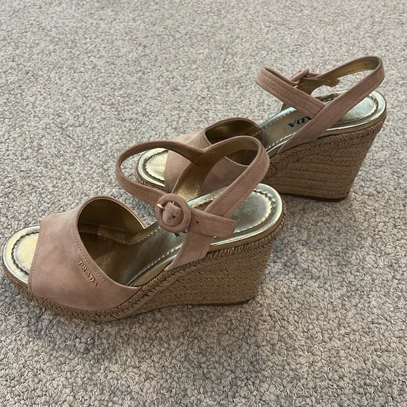 Prada Espadrilles wedges in pink suede - Picture 9 of 12